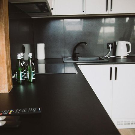Apartamenty Leszno ภายนอก รูปภาพ
