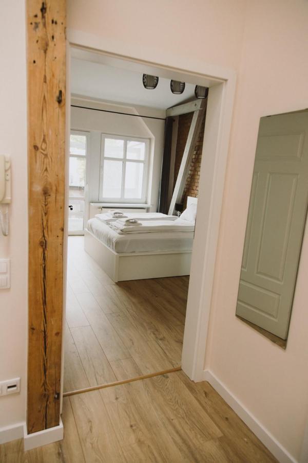 Apartamenty Leszno ภายนอก รูปภาพ