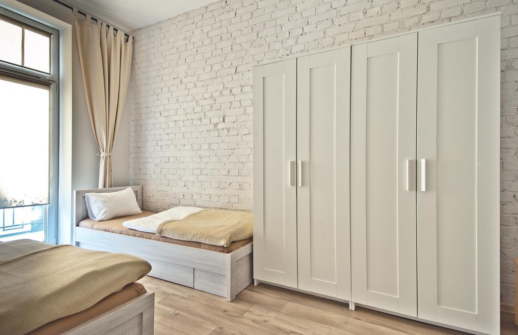 Apartamenty Leszno ภายนอก รูปภาพ