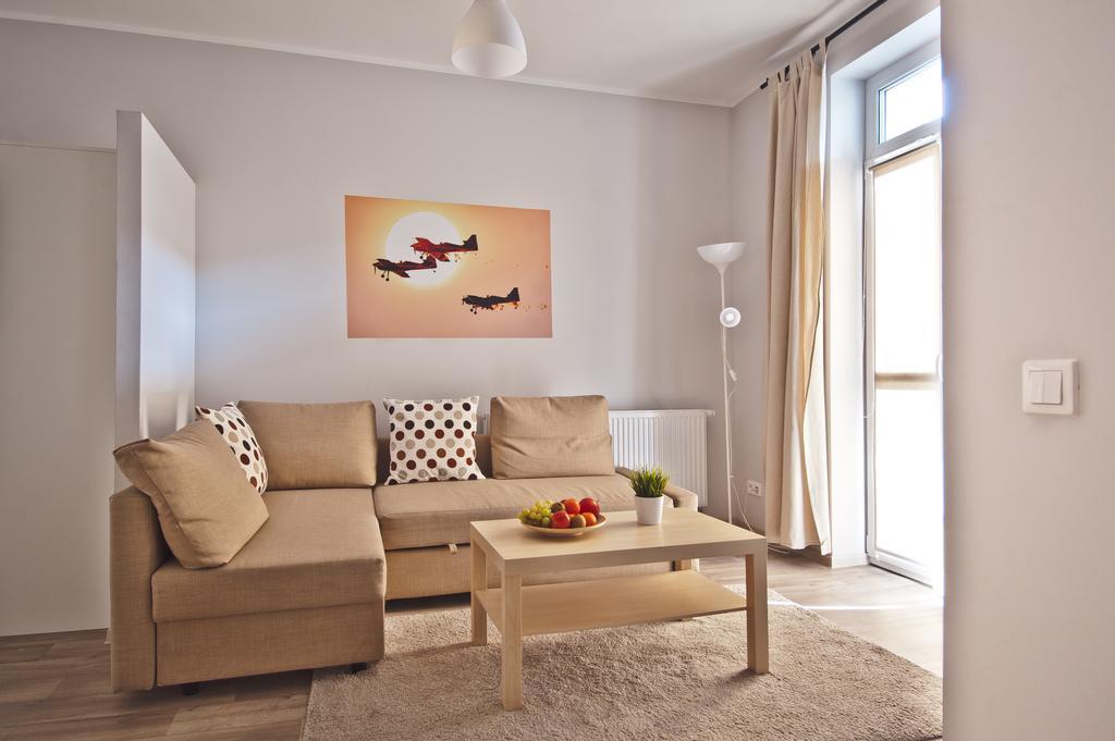 Apartamenty Leszno ภายนอก รูปภาพ