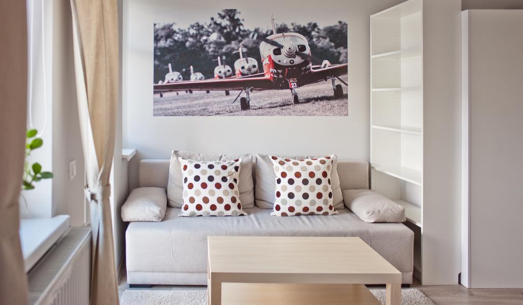 Apartamenty Leszno ภายนอก รูปภาพ