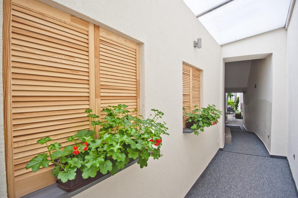 Apartamenty Leszno ภายนอก รูปภาพ