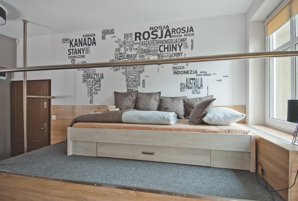 Apartamenty Leszno ภายนอก รูปภาพ